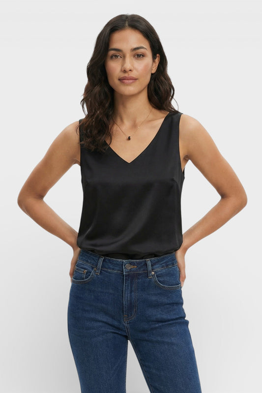 Top Nicole